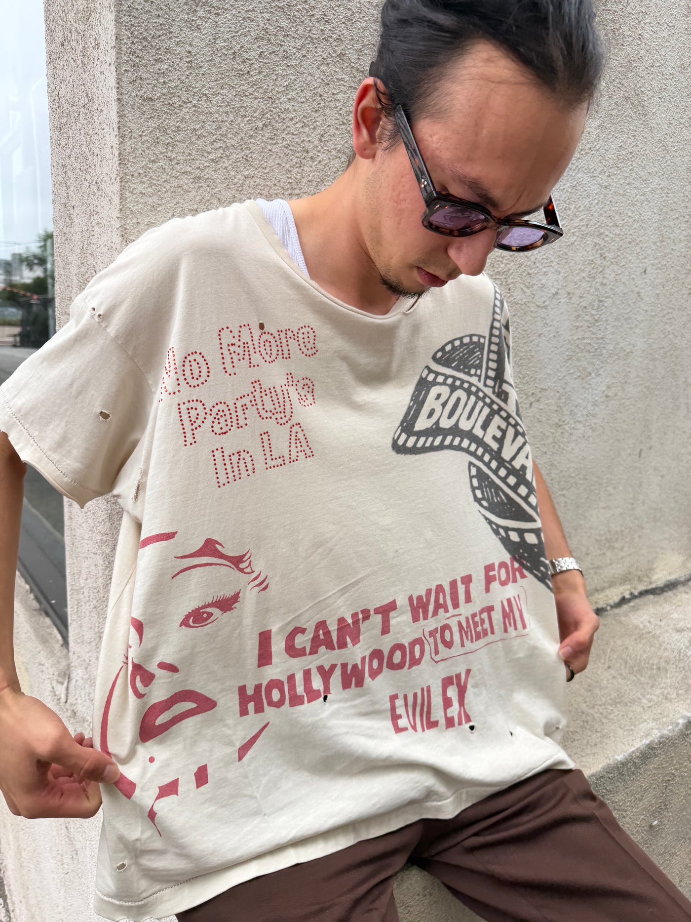GALÉRE Boulevard of Broken Hearts vintage tee — view 6